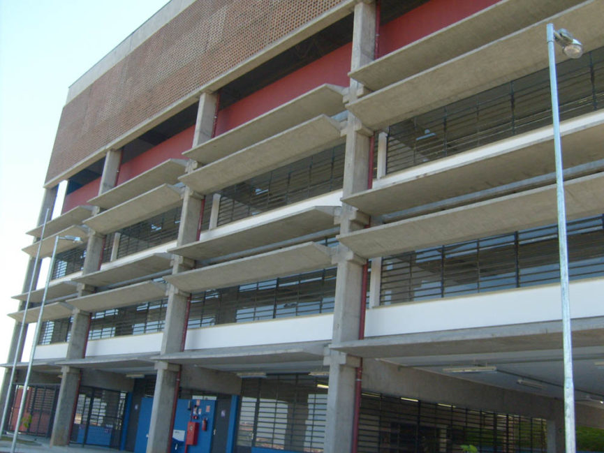 Escola Estadual - Vila Barão